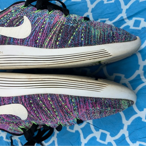 Nike Women’s size 8.5 Lunarepic low flyknit Fire Pink multicolor running wmns - Picture 8 of 11
